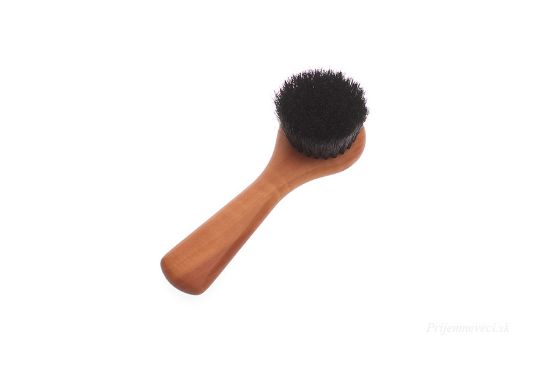 Aplikátor krému na boty