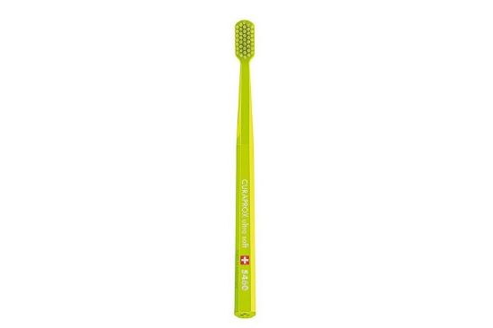 Zubná kefka Curaprox UltraSoft - bledozelená