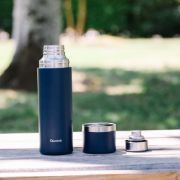 Obrázek Termoska Qwetch s hrníčkem - 750 ml - modrá