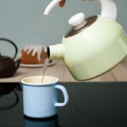 Obrázek Smaltovaný hrnek - 9 cm - různé barvy