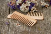 Obrázek Dřevěný hřeben s rukojetí
