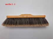 Obrázek Dřevěný smeták s dvoubarevným koňským vlasem - PREMIUM - kosmetická vada