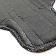 Látková vložka vhodná pro běžné nošení během dne je plnohodnotnou náhradou za plastové hygienické vložky. Má 3 vrstvy a zapínání na „patentky“.